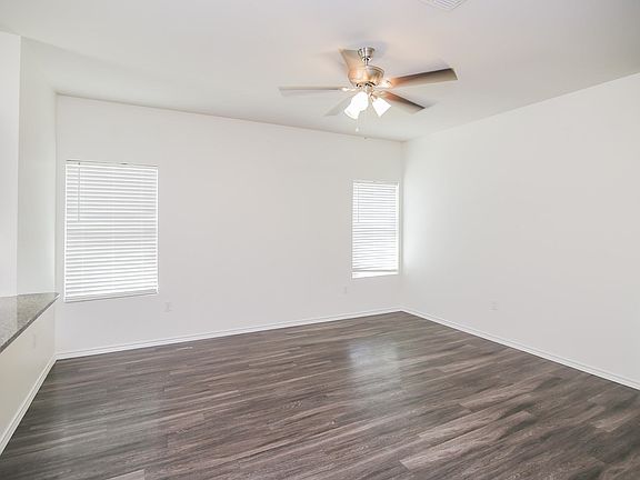 4th image of 1131 Mission Creek Dr
