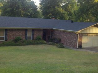 151 Tinker Ln, Hot Springs National Park, AR 71913