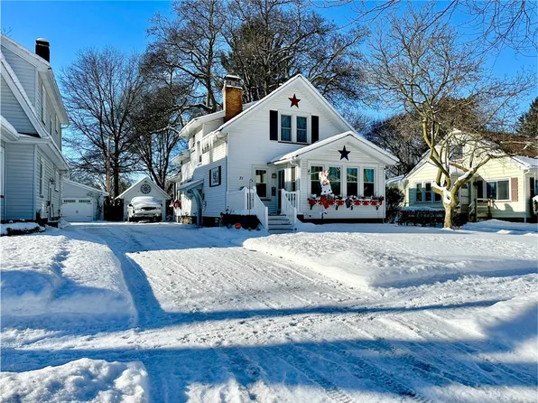 71 Coleman Ave, Spencerport, NY 14559