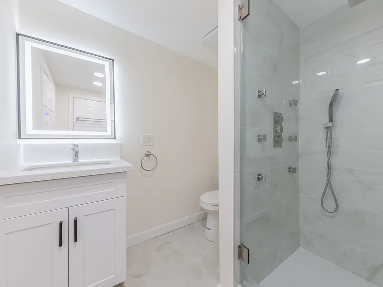 1623 N Vallejo Way — Photo 16