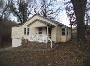 807 S Ash St, Harrison, AR 72601