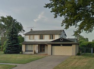 17001 Bonstelle Ave, Southfield, MI 48075