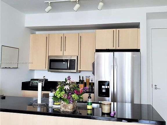 3rd image of 1111 SW 1st Ave APT 3321