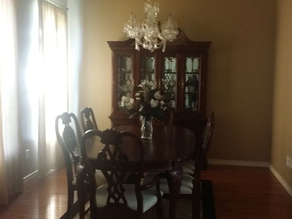 5th image of 8709 Brookhollow Dr