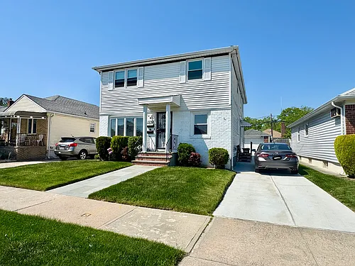 15743 20th Ave Photo 1