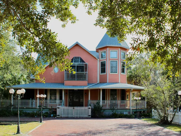 918 SE 2nd Ave #A-d, Gainesville, FL 32601