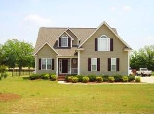 75 Heatherstone Ct, Benson, NC 27504