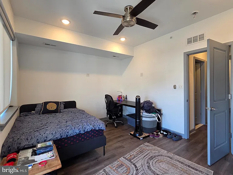 417 W Berks St #2 — Photo 12