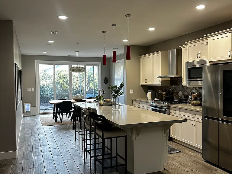 340 Sage St — Photo 11