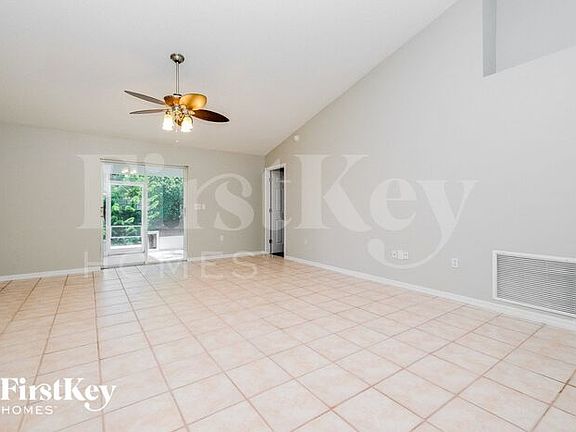 2nd image of 3131 Valley Vista Cir