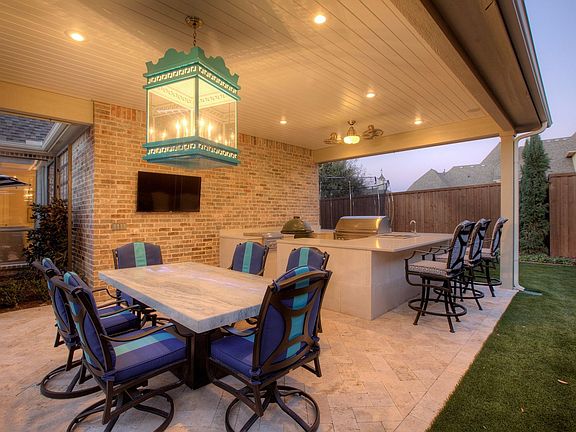 5th image of 5504 Burkett Dr