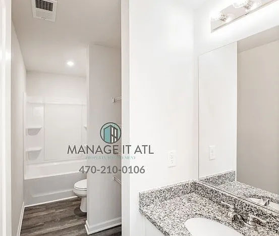 750 Shallowford Rd — Photo 38