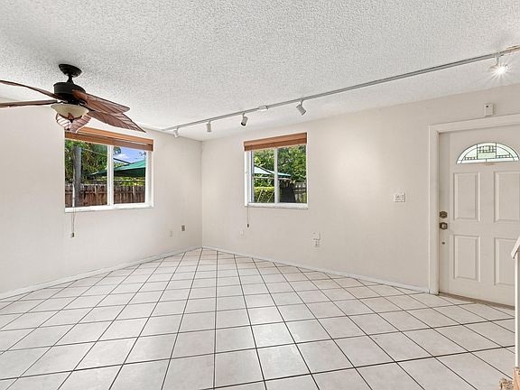 3rd image of 3203 McDonald Street #3203