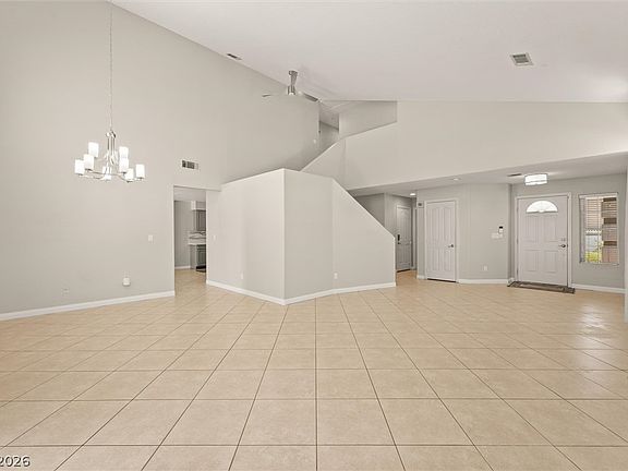 5th image of 121 Golf Range St