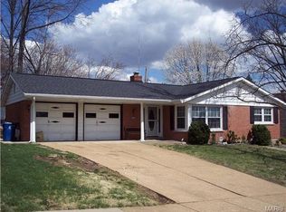 3921 Coachella Dr, Saint Louis, MO 63125