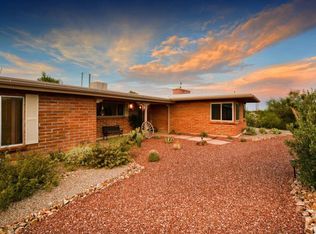 6851 N Wade Rd, Tucson, AZ 85743