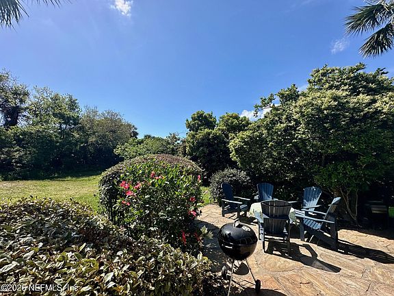 5th image of 9897 SAWGRASS Drive E