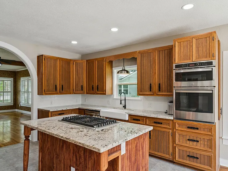 207 S Porter St — Photo 21