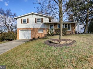 4614 Coventry Rd, Harrisburg, PA 17109