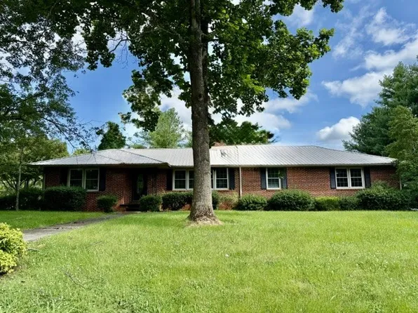 401 E Petty Ln, Winchester, TN 37398
