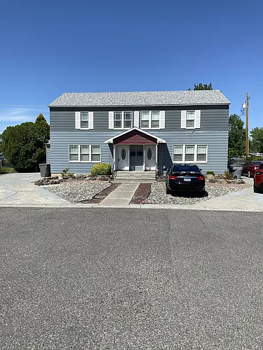 1410 Townsend Ct Photo 1