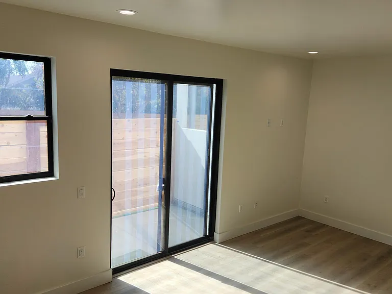 1881 Pariva Dr — Photo 5