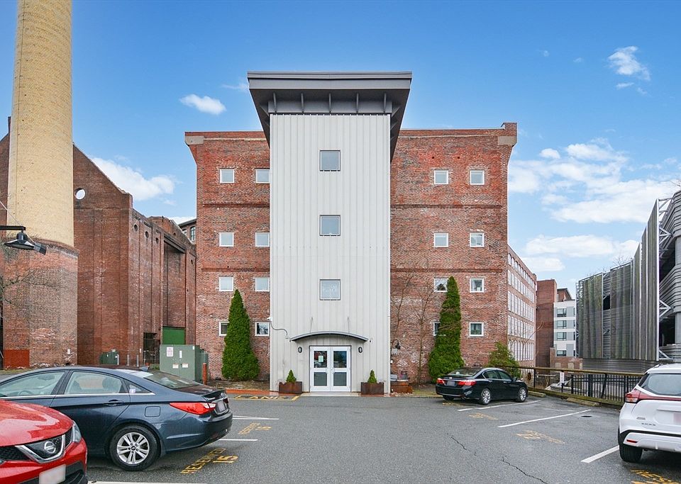 1st image of 200 Market St Unit 3002