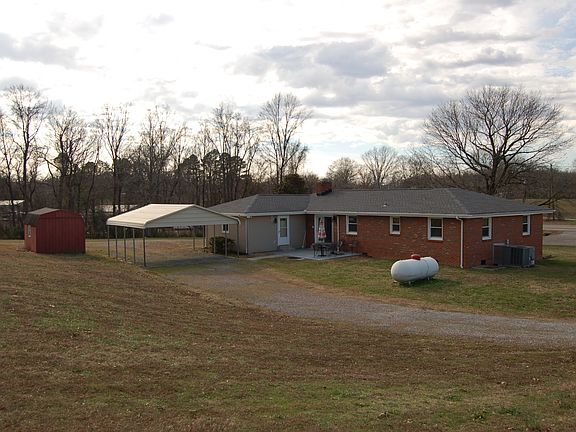 2nd image of 5882 Clarksville Pike