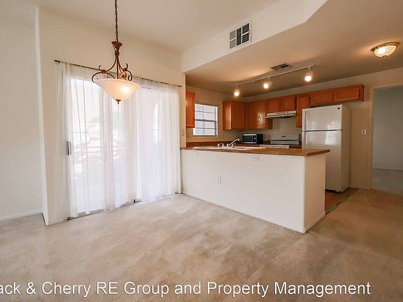 3rd image of 3815 Ormond Beach St Unit 101
