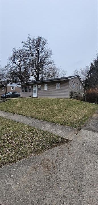 2nd image of 1409 Honeybee Dr