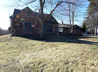 S68W22715 National Ave, Big Bend, WI 53103