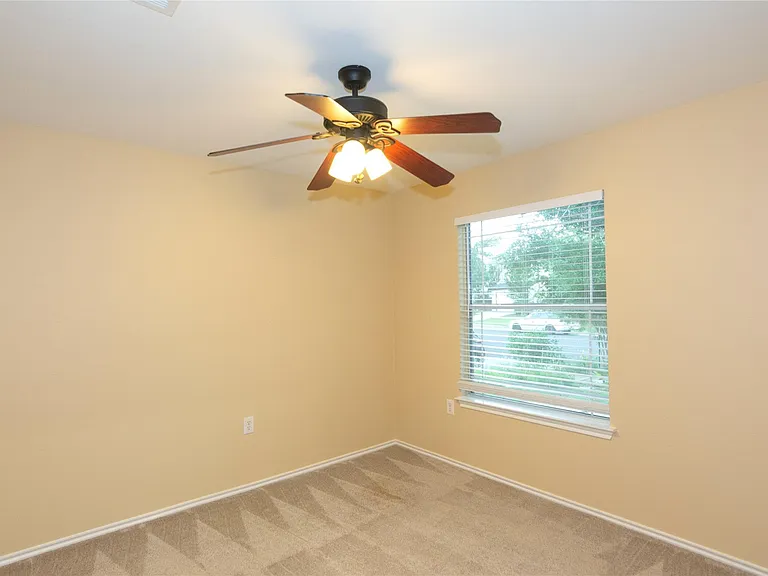 7612 Cayenne Ln — Photo 21