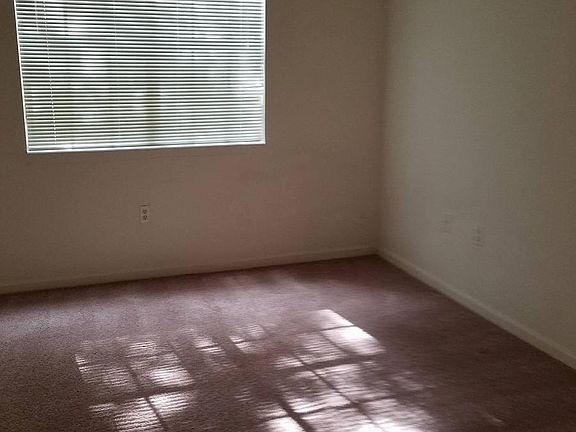 3rd image of 17112 Carrington Park Dr APT 916
