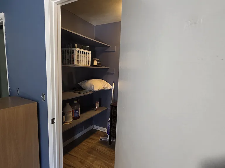 2452 Cranston Dr — Photo 10