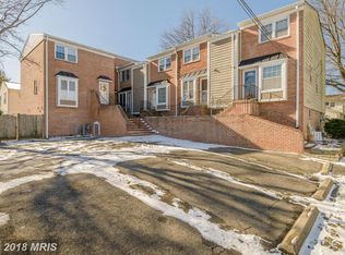 306 S Wayne St #306E, Arlington, VA 22204