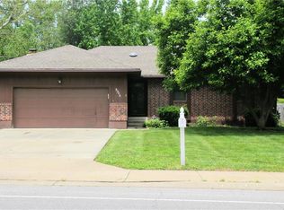 9306 E 83rd St, Raytown, MO 64138