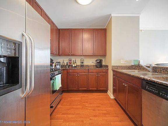 4th image of 201 N Westshore Dr APT 2403