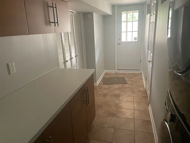 114 Brandon Rd — Photo 5