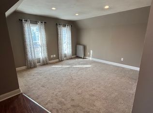 43 Buzzell St, Manchester, NH 03104