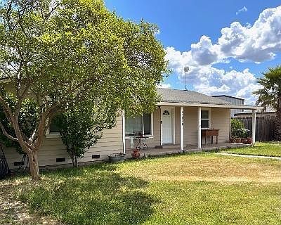 1st image of 28424 Lemon Ave