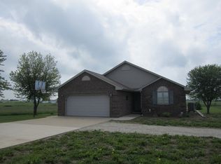 670 S Michiels Rd, Green Bay, WI 54311