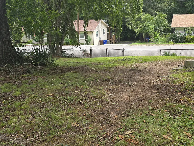 125 Decatur Rd — Photo 21
