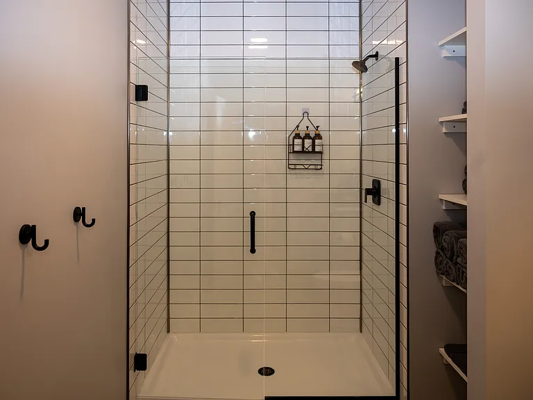 Residence at Discovery Square - 511 3rd Avenue Southwest - 116 — Photo 6