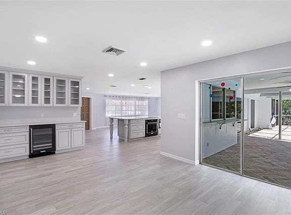5th image of 288 Grapewood Ct