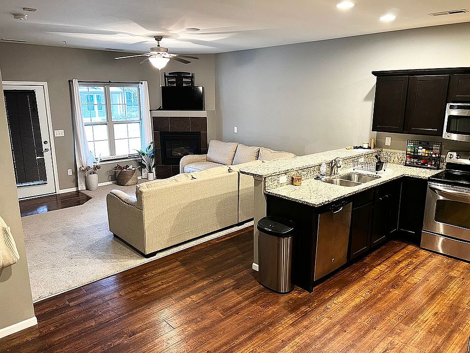 1st image of 413 Churchill Dr