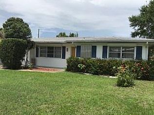 2nd image of 7104 Deer Park Ave