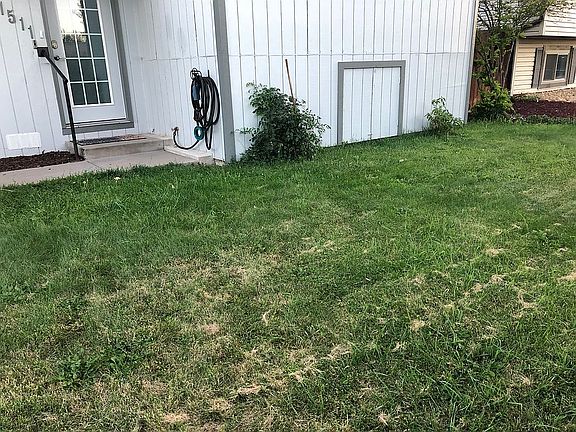 3rd image of 1511 Navajo St