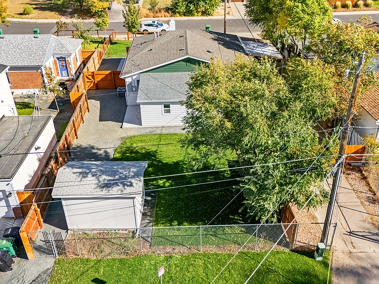 3943 Haddon Rd — Photo 55