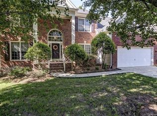 8442 Kilmartin Ln, Charlotte, NC 28269