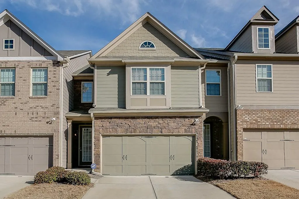 2376 Bellyard Dr photo 1